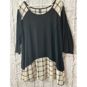 Haute Apparel Blouse 1XL Black & White